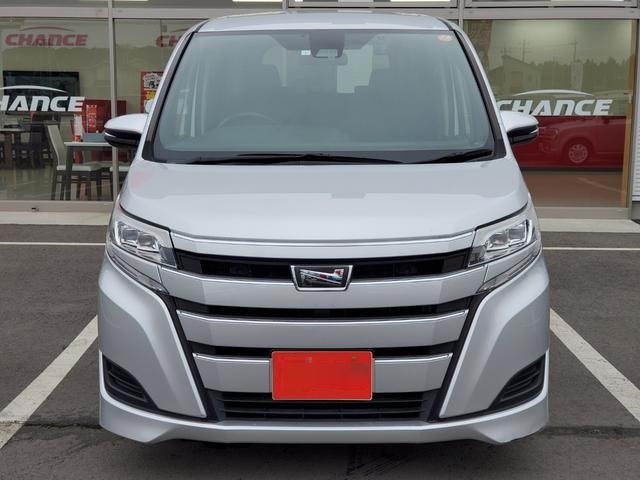Toyota Noah X Hybrid 2021